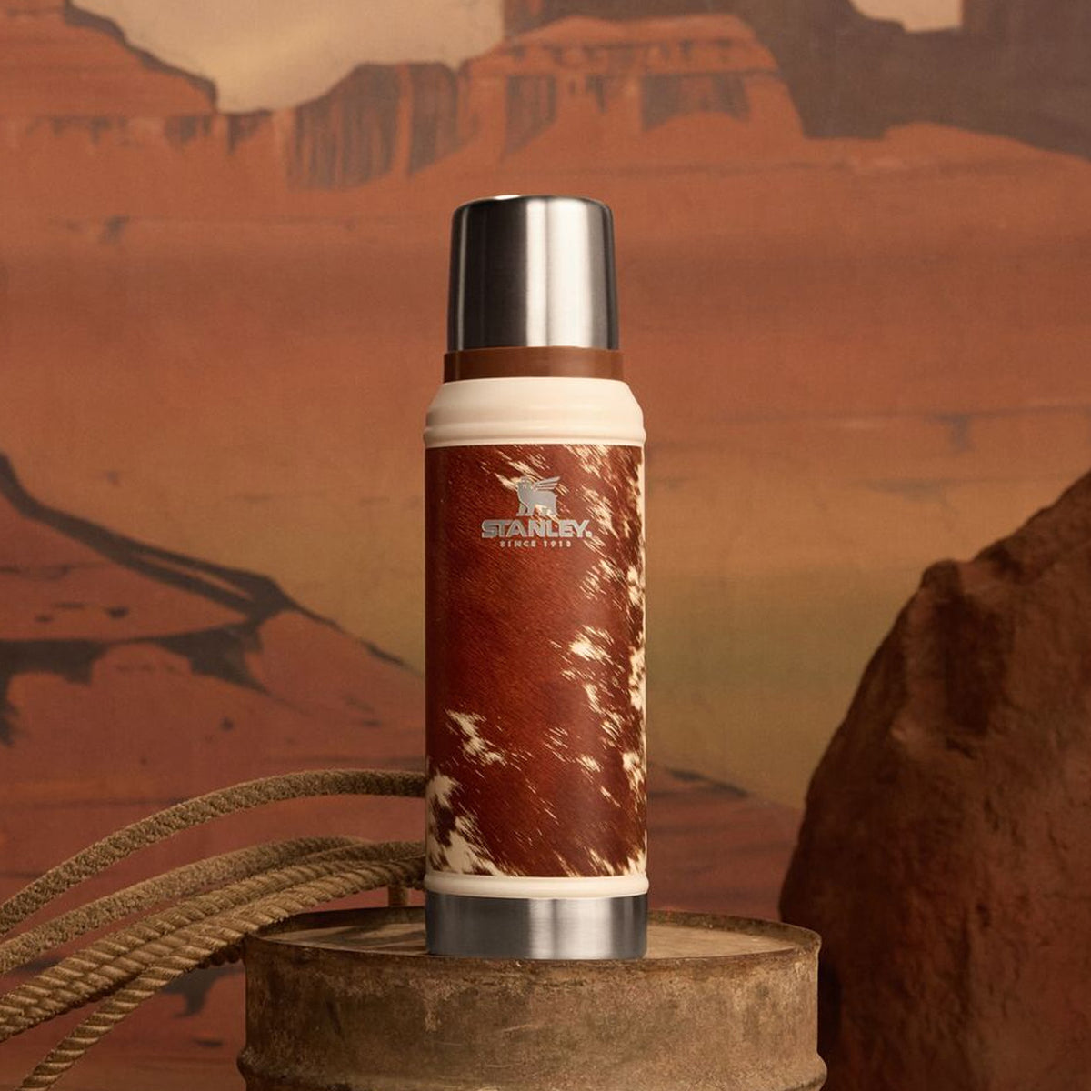 Stanley 1913 The Kacey Musgraves x Stanley 1913 Classic Legendary Bottle 1.0 QT in Kacey Musgraves Rodeo