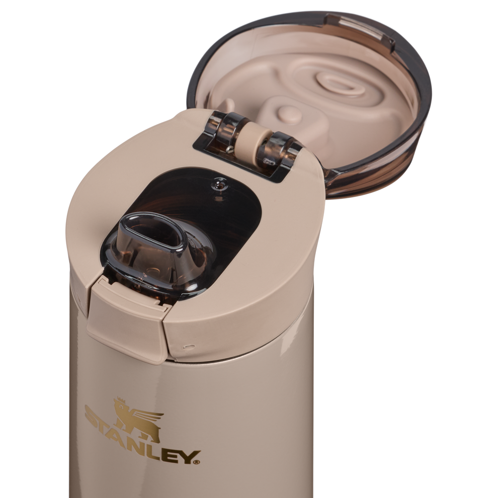 Stanley 1913 The Flowstate™ Spring Water Bottle 20 OZ in Bedrock Gloss | Lid Detailed View