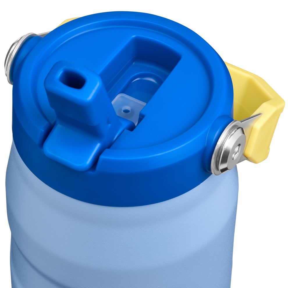 Stanley 1913 The IceFlow™ Bottle Flip Straw 2.0 24 OZ in Cornflower Admiral Blue