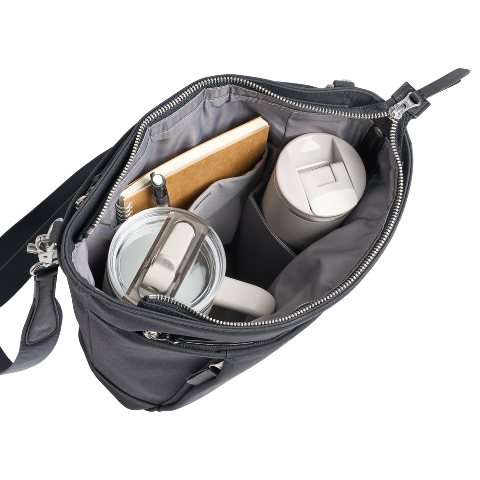 Stanley 1913 The Standby Satchel 10.57 QT in Black | Open View