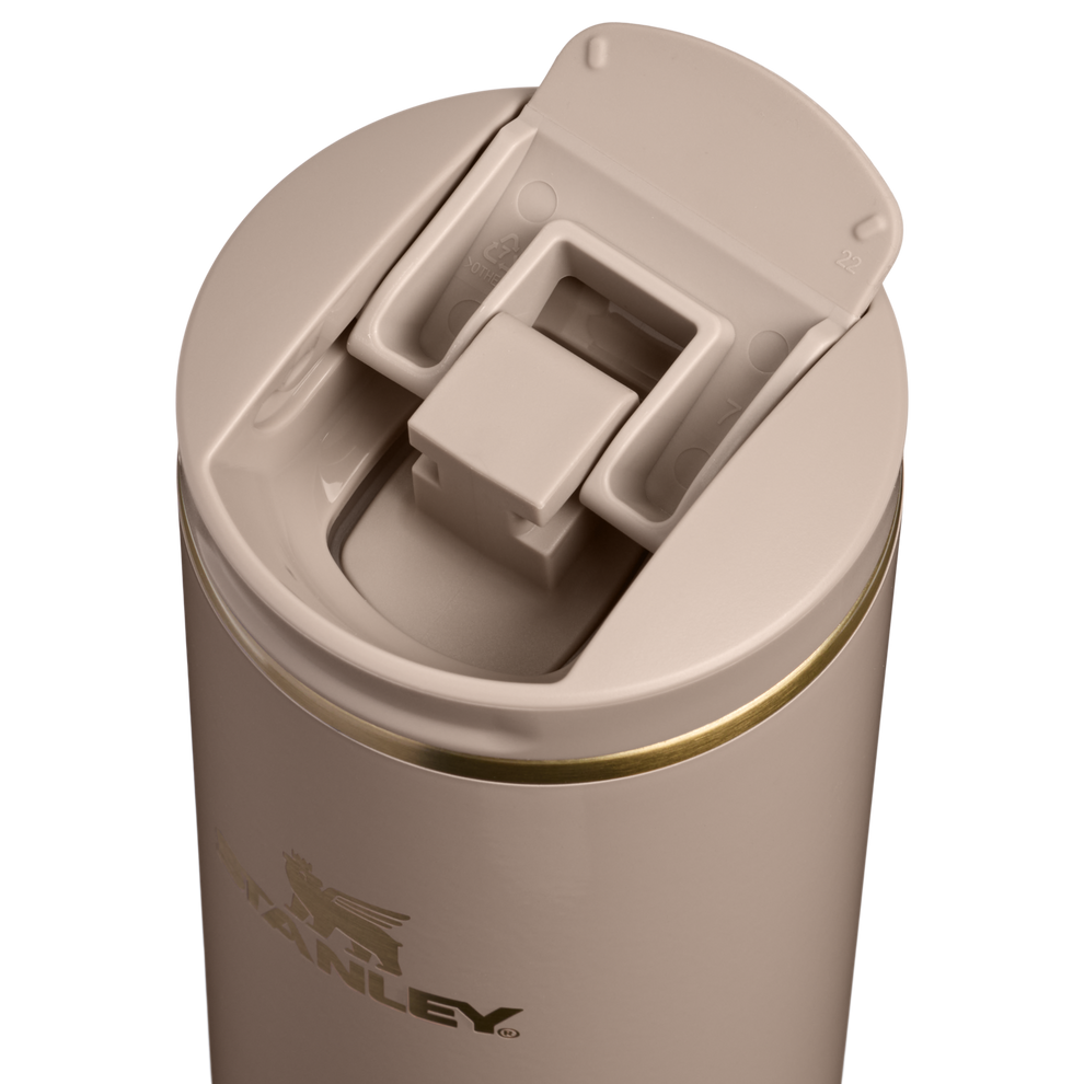 Stanley 1913 The Transit 2.0 Flip Top Mug 16 OZ in Bedrock Gloss | Lid Detailed View