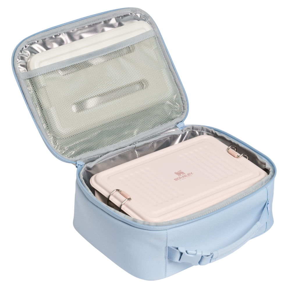 Stanley 1913 The Assembly Lunch Box 3.7 QT 3.5 L in Blue Dream