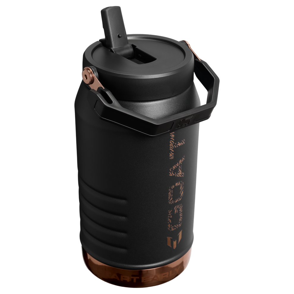 Stanley 1913 The Messi x Stanley IceFlow™ Flip Straw Jug 64 OZ in Messi GOAT Black