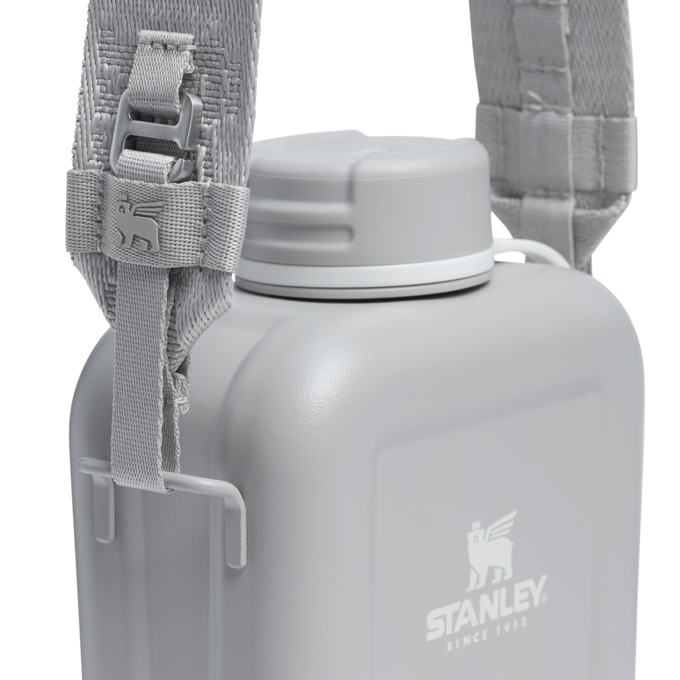 Stanley 1913 The Next x Nature Canteen 25 OZ in Ash | Detailed View