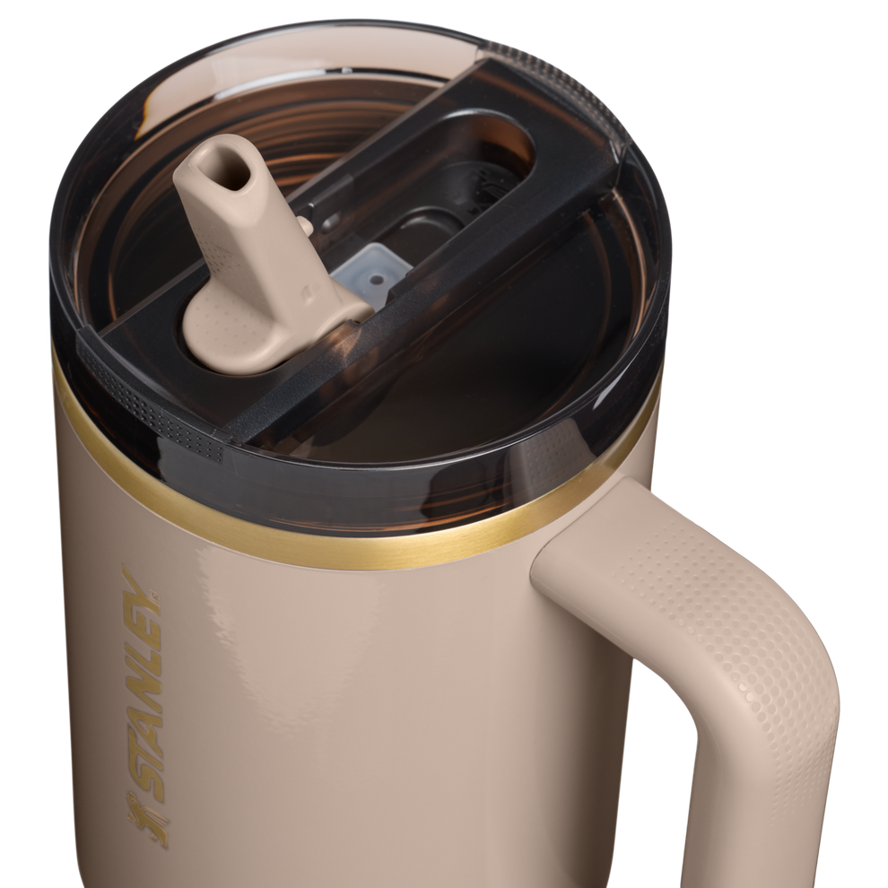Stanley 1913 The Quencher® ProTour Flip Straw Tumbler 40 OZ in Bedrock Gloss | Lid Detailed View